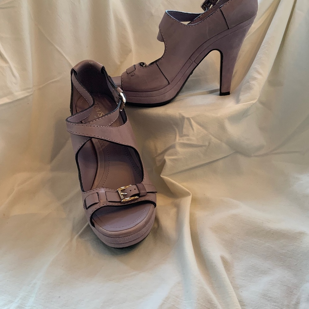 Tod’s Lilac Platform Sandals, size 7